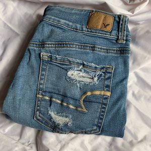 American Eagle Artist Crop Super Super Stretchy Jeans Size 8
